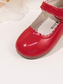 Girls' Cute Scalloped Trim Mary Jane Princess Ballet Flats, Solid Color - Red - View 5