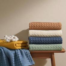 Cobija de 100 % algodón lavado de punto gofre, ligera, para primavera y verano, estética, transpirable, no irrita la piel, para decoración de habitación y oficina, 127 x 152 cm, gris oscuro - Rosa Oxidada - Ver 3