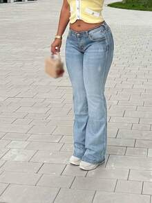 2025 Minimalist Stylish Women's Slim Fit Casual Flare Leg Long Jeans - Light Wash - View 3