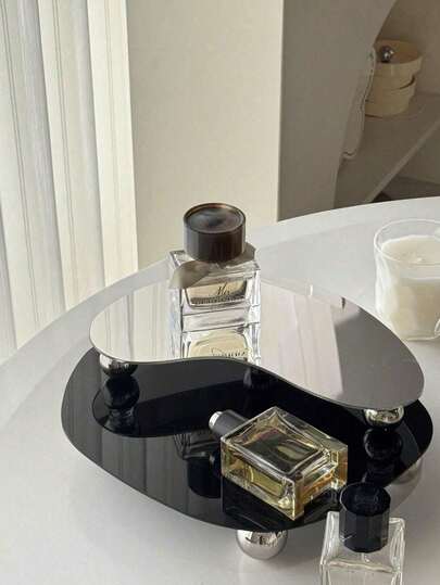 1件极简亚克力镜面托盘装饰品，不对称弧形桌面摆件，摄影道具，家居装饰，北欧风格，化妆品展示架