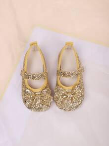 2025秋冬开学季软皮休闲平底鞋，儿童秋季简约时尚一脚蹬平底鞋