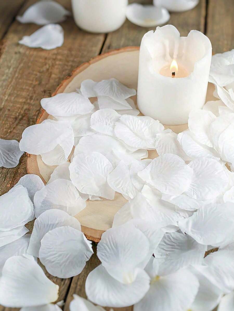 1000pcs Artificial Rose Petals Throwing Confetti, White Artificial Silk Flower Petal Romantic White Artificial Flower,For Romantic Decor, Proposal, Wedding, Anniversary Celebrations, Engagement Party Decorations Summer Birthday Gifts Beach Back To School School Supplies Room Decor,Party,Christmas