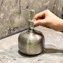 Luksusowy, szczotkowany, galwanizowany, ceramiczny dozownik do mydła w kolorze szampańskiego złota, butelka na mydło w płynie do łazienki w hotelu, srebrna butelka z pompką do balsamu, butelka na żel pod prysznic, okrągła, antypoślizgowa dekoracja blatu, wysokiej klasy dozownik do mydła w płynie z pompką