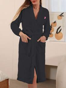 1件女士优雅V领长袖法兰绒蓬松睡袍，配腰带，秋冬季舒适保暖 - 黑色 - 查看 2