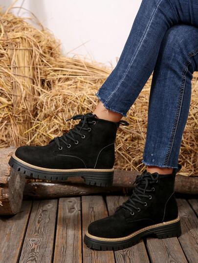 2026 New Women's Fashion Black Suede Lace-Up Work Boots, High-Quality And Unique, Classic Black Versatile For Any Outfit, Adjustable Lace-Up Fit, Durable Sole, Round Toe Low Heel Snow Boots For Winter Outdoor And Ankle Boots, Minimalist Casual Style Solid Color Neutral Lace-Up Work Boots For Outdoor Winter