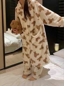 1 set Manta con capucha y mangas estilo oso adorable para adultos - Engrosada, adecuada para otoño e invierno, manta con capucha de felpa extra cálida y cómoda con bolsillos grandes, regalo de sudadera con manta, adecuada para hombres, mujeres y mamás, bolsillos extra grandes, lavable a máquina para hombres y mujeres adultos, adecuada para uso en interiores/exteriores, cómoda para usar en casa, estética encantadora, textura cómoda, decoración cálida de invierno para el ocio en el hogar