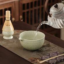 Juego de té Matcha de 5 piezas de cerámica, incluye herramientas de preparación de pasteles/Matcha, tazón de Matcha, batidor de Matcha, taza de Matcha, revolvedor, cuchara de té, juego de tazón de té, ideal para preparar postres y bebidas de té, caja de regalo con estilo japonés, juego de herramientas de batido de Matcha de la dinastía Song