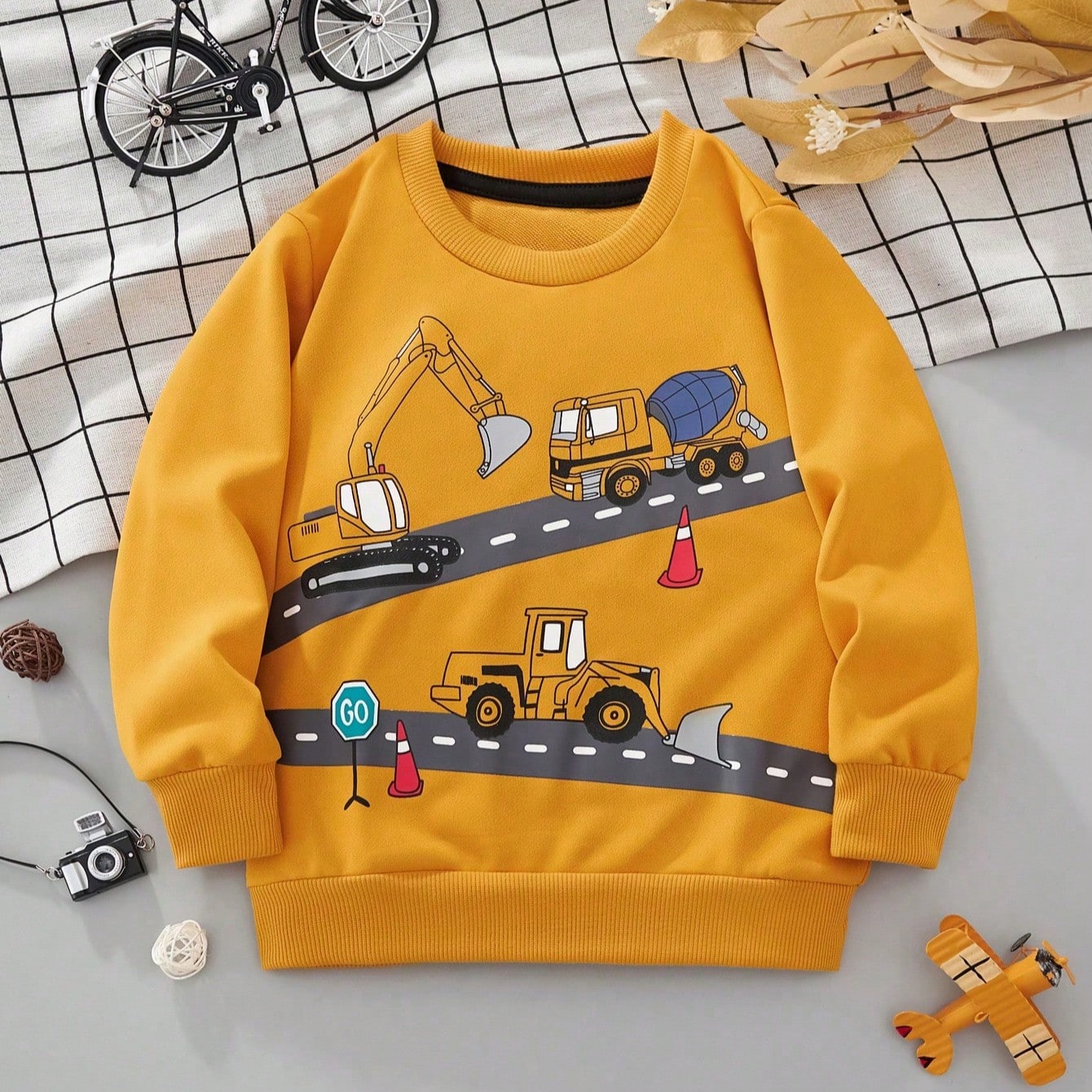Pieza Sudadera de manga larga con estampado de excavadora para niños, diseño de moda para otoño/invierno