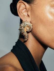 1 Pair Ocean Element Shaped Earrings, Fashionable Women's Alloy Earrings, Exaggerated Alloy Inlaid Zirconia Unique Conch Earrings, Suitable For Beach Parties And Travel