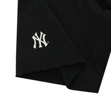 MLB Unisex Varsity Vintage Graphic Oversized Fit T-Shirt, Comfortable Sports & Outdoor Short Sleeve Tee - Black - View 5