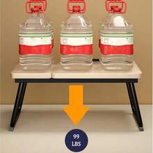 Multifunktionaler, verstellbarer Laptop-Nachttisch, klappbarer Schreibtisch mit Getränkehalter und Handyhalterung, geeignet für Homeoffice, Arbeitszimmer, Lesen und Wohnheim. Aus Holz gefertigt, stabil und langlebig, leicht und tragbar, keine Installation erforderlich, geeignet für Schlafzimmer, Sofa, Arbeitszimmer und viele weitere Einsatzbereiche. Moderner und schlichter Stil. Die geräumige Schreibtischplatte bietet Platz für Computer, Bücher, Getränke und Schreibwaren. Höhe und Winkel sind verstellbar, um unterschiedlichen Sitzbedürfnissen gerecht zu werden. Die Oberfläche ist glatt und leicht zu reinigen. Die Kanten sind abgerundet, um Stöße zu vermeiden. Geeignet für Erwachsene und Studenten.