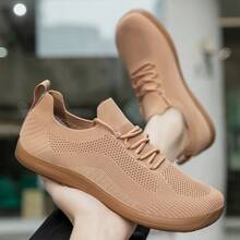 男女通用宽头赤足运动鞋 - 舒适、防滑、耐用的健身训练鞋，适合室内外活动，休闲运动风格，四季皆宜，设计简洁耐用的休闲运动鞋