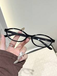 一副椭圆形经典个性化优雅精致透明眼镜，适合日常生活、办公阅读、看电视、玩游戏、打电话等各种场合，是女士的时尚配饰，适合所有脸型。 - 無色 - 查看 7