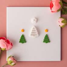 Set de 2 moldes de arcilla suave para pendientes navideños, cortador con forma de colgante de árbol de Navidad de dibujos animados, herramienta DIY hecha a mano
