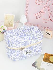 1 PC Purple Floral Quilted Bag Travel Storage Back To School Halloween In Bulk Make Up Bag,Fashionable And Casual Large Capacity Portable Zipper Makeup Bags,Travel Storage Stationery Storage,Vacation Essentials Cosmetic Bags For Headphones,Charger,Lipsticks,Cosmetics,Perfume,Skin Care And Beauty Products,Home Decor,For Mom,Women,Nurses,Students,School Girls,Keys,Holiday Gifts,Pouch,Makeup Pouch,Travel Essential - Purple - View 4