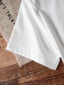 Camiseta blanca de mujer con estampado de "To Be Wild And Free", ideal para look vaquero - Blanco - Ver 4