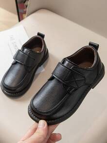 Children's Flat Loafers, Boys' Fashion Leather Shoes, Low Vamp, Autumn Footwear - Black - View 2