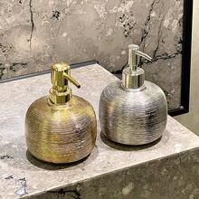 Luksusowy, szczotkowany, galwanizowany, ceramiczny dozownik do mydła w kolorze szampańskiego złota, butelka na mydło w płynie do łazienki w hotelu, srebrna butelka z pompką do balsamu, butelka na żel pod prysznic, okrągła, antypoślizgowa dekoracja blatu, wysokiej klasy dozownik do mydła w płynie z pompką