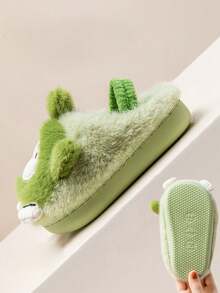 Un par de nuevas pantuflas cálidas de invierno para niños, pantuflas de peluche con diseño de dibujos animados lindos para bebés para interiores