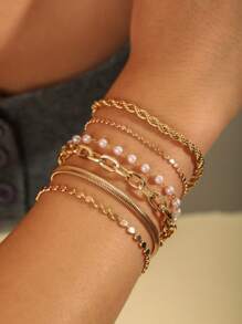 6pcs Metal Chain Bracelet Set For Women, Includes Faux Pearl, Snake Chain, Twisted Chain, Flat Round Disc Design Chunky Fashion Jewelry, Elegant Retro Style, Suitable For Holiday, Party, Gift, Daily Wear (Flat Beads & Faux Pearl Quantity Random)