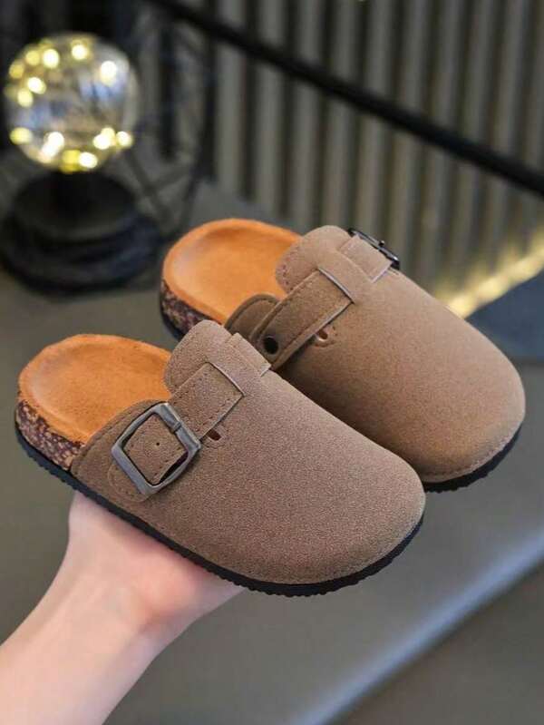 HAHABOBO Nuevas sandalias populares para niños (el tamaño es pequeño - pida un tamaño talla grande grande) - unicolor, minimalista, elegante y versátil, zapatos unisex para niños pequeños, sandalias y pantuflas planas cómodas y sin cordones, adecuadas para caminatas al aire libre, ir y venir, la escuela y la playa; perfectas para el verano, el otoño y todas las estaciones