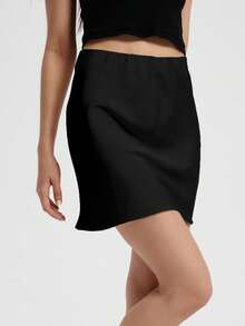 YROOE Fashionable Women's Slim-Fit French Design Satin-Feel Mermaid Hem Short Bodycon Skirt - Ink Black - View 5