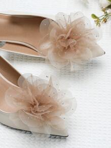 Women's Fashion 3D Flower Shoe Clips, Suitable For High Heels - Champagne - View 4