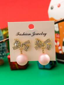 1 Pair Of Faux Pearl Studded Earrings With A Niche Design Sense, Light Luxury Christmas European And American Style Earrings, Bridal Earrings, Suitable For Wedding, New Year, And Party Wear (Without Card)