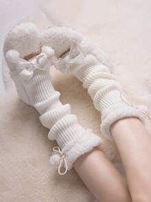 1 par de calentadores de piernas con pompones suaves y esponjosos en blanco y negro para mujer, calcetines de tobillo cómodos y cálidos