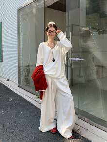 女士宽松V领长袖T恤，休闲纯色，春秋季白色 - 白色 - 查看 6