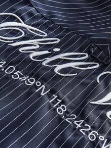 标准尺寸男士时尚休闲蓝白条纹短袖宽松刺绣花卉字体英文衬衫，学校 - 藍色 - 查看 4