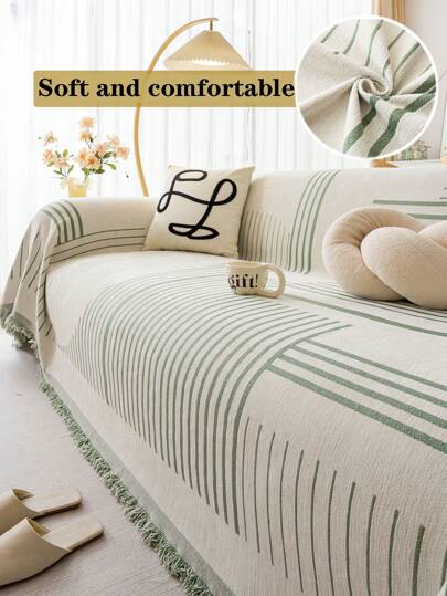 1pc Luxurious Thick Snowflake Sofa Cover Protect Your Sofa With Style - Suitable For Single, Double, Triple, And Quadruple Seater Sofas - Machine Washable Or Hand Washable - No Print - 100% Polyester