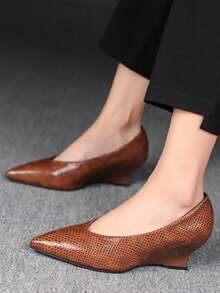 1 Pair Solid Color Fashionable PU Leather Animal Print Women Wedge Heel Shoes, Suitable For All Seasons - Brown - View 5