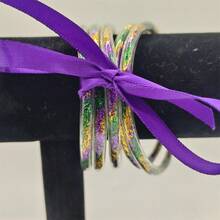 5 Stücke/Set Boho-Stil goldfarbenes Silikon mehrschichtiges Schleife Schleifenarmband Set für Damen, vielseitig gemischte Farben, geeignet für Strandparty-Outfits