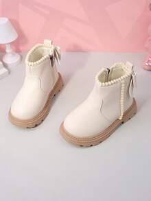 1 双幼儿女童米色靴子，纯色软 PU 材质，低帮，侧面绒球拉链设计，圆头，厚底，防滑，舒适，时尚休闲可爱正装靴，适合 3-15 岁女学生，室内/室外，派对，2025 秋冬新品