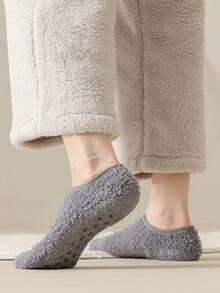 3 双/1 双男女通用珊瑚绒保暖船袜，厚款防寒毛绒情侣家居袜，鞋底有防滑橡胶点，柔软舒适，冬季