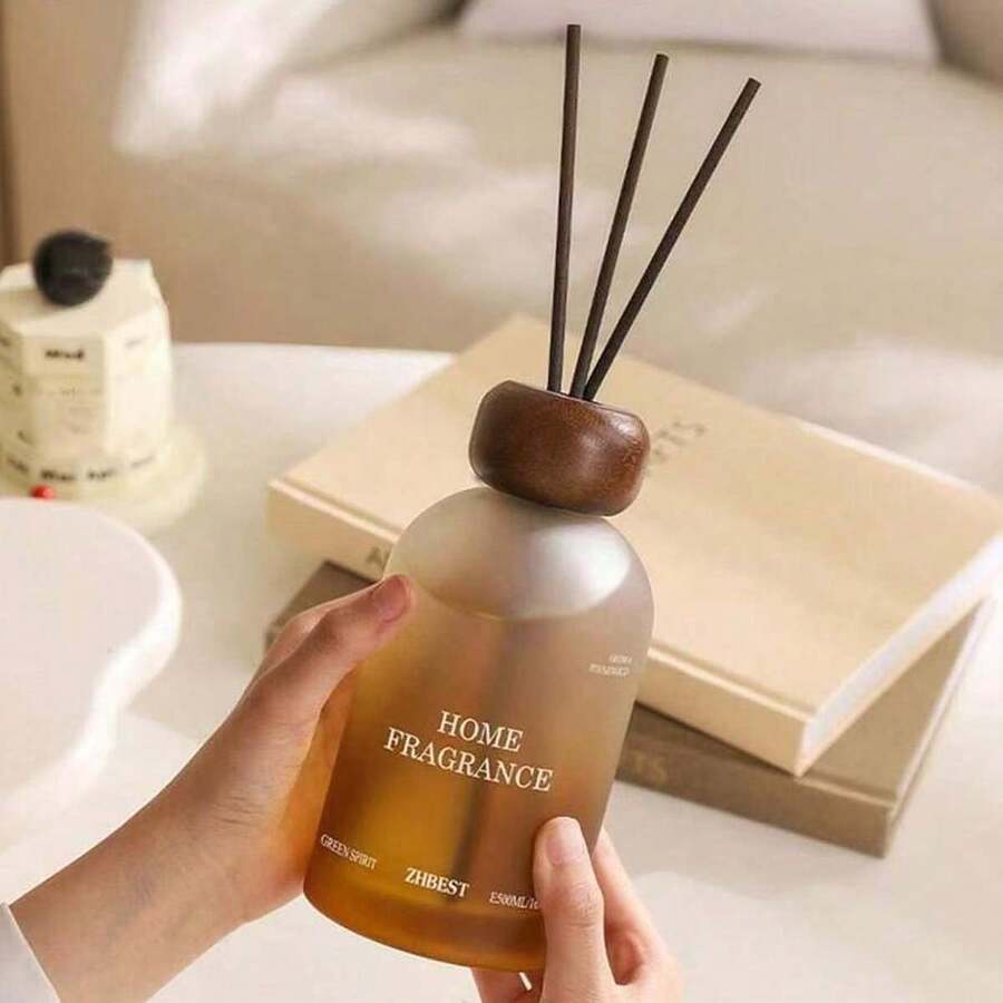1pc-250/500ml Large Capacity Household Non Flame Fragrance Is A Thoughtful Choice To Enhance The Quality Of Life. Using Natural Essential Oils And Elegant Rattan To Enhance The Fragrance, It Can Release A Fresh Aroma For A Long Time Without The Need For An Open Flame, Effectively Purifying Indoor Air And Dispelling Dull Odors.