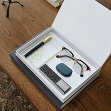 Aesthetic Decorative Books - Coffee Table Books Decor - Faux Decor Book Storage Box For Decoration - Set Of 2 Linen Fake Book For Home Table Decor - Bedside Tables Decors - Home Room Bookshelf Decors - Beige&Brown - 查看 4