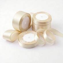 1 لفة شريط ساتان بوليستر للصناديق الهدايا وصناديق الحلوى وصناديق الكيك والزهور الزخرفية (صبغة آلية، انحراف لوني بسيط)