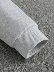 Mujer003 Sudadera de mujer Almacén local en México  invierno sudadera de manga larga cómoda suave Sudadera con capucha de color gris claro, estampada con "Faith Over Fear", lazos rosados y un versículo bíblico en inglés - Gris - Ver 6