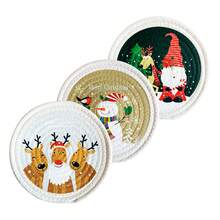 3pcs/Set Round Christmas Print Heat Insulation Pad Series, Cotton Rope Woven With Ribbon Packaging, Thick, Flexible, Multi-Purpose Insulation Pad For Cups, Bowls, Pots, Ideal For Christmas Gifts (Diameter: 7.09inch/18cm)