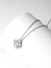 ELSEDES 1 Stück handgefertigte 925er Sterling Silber Kette mit vierblättrigem Kleeblatt Anhänger und funkelnden Edelsteinen, modisch und elegant, hochwertiger Schmuck geeignet für den täglichen Gebrauch, Partys und Jahrestags-Outfits von Frauen