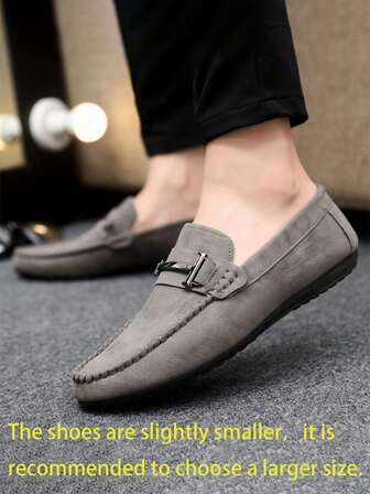 Men's New Fashion Loafers, Classic Comfortable Dress Shoes, Easy To Wear And Drive, Moccasin Style (Please Note That The Size Runs Small, Those With Large Feet Are Advised To Buy One Size Up)