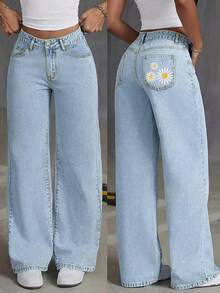 Cute Daisy Print Pocket Design Straight Leg Jeans For Women - Light Wash - View 2