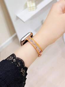 1 pezzo di bracciale di lusso di alta gamma con fiori per donna, cinturino in metallo compatibile con Apple Watch da 38/40/41/42/44/45/46/49mm, compatibile con cinturini Apple Watch Ultra/SE/Series 10/9/8/7/6/5/4/3/2/1