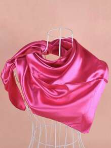 1条纯色缎面90*90厘米方形方巾，时尚简约设计，适合通勤、约会、外出、音乐节等场合，涤纶面料，可用于连衣裙等。 - 紅色 - 查看 21