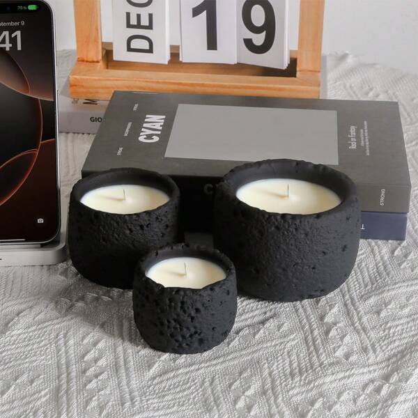 French Vanilla Scented Candle In Space Cup, Available In Regular, Large, And Extra Large Sizes, Suitable For Holiday And Home Decor