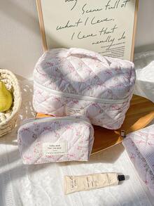 1个粉色蝴蝶结花卉条纹绗缝化妆包，大容量便携式拉链化妆包，适合旅行和度假，可收纳卫生巾、钥匙、手机、充电器、口红、化妆品、香水、化妆刷等，是护肤品和美容产品的理想收纳包，适合女性、学生、女性朋友，是生日、节日、送给女朋友的绝佳礼物。 - 粉色 - 查看 12