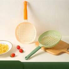 1 pieza Colador de silicona talla grande vendido con cuchara de mango largo de nailon, escurridor de una sola pieza resistente al calor para uso en la cocina, adecuado para fideos, empanadillas, wontons