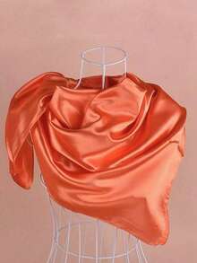 1条纯色缎面90*90厘米方形方巾，时尚简约设计，适合通勤、约会、外出、音乐节等场合，涤纶面料，可用于连衣裙等。 - 紅色 - 查看 27